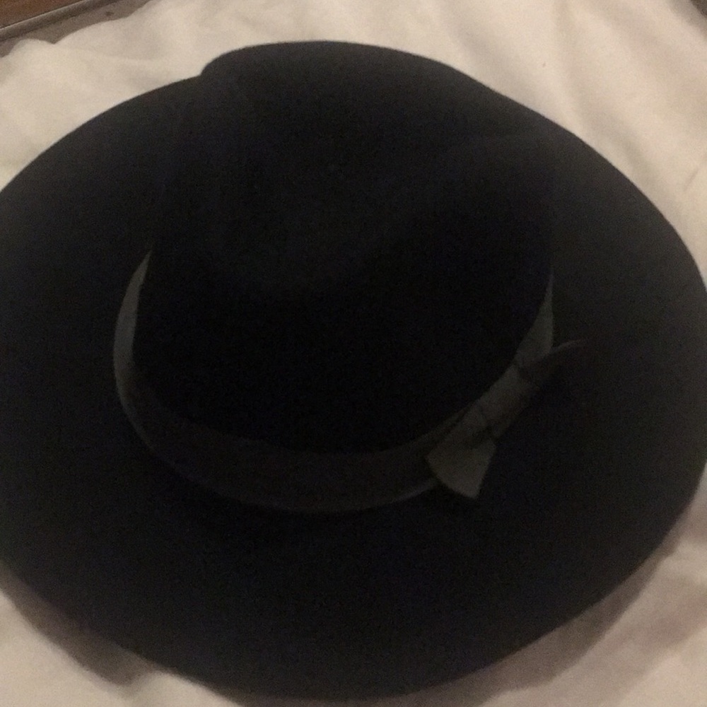 Forever 21 wool hat
